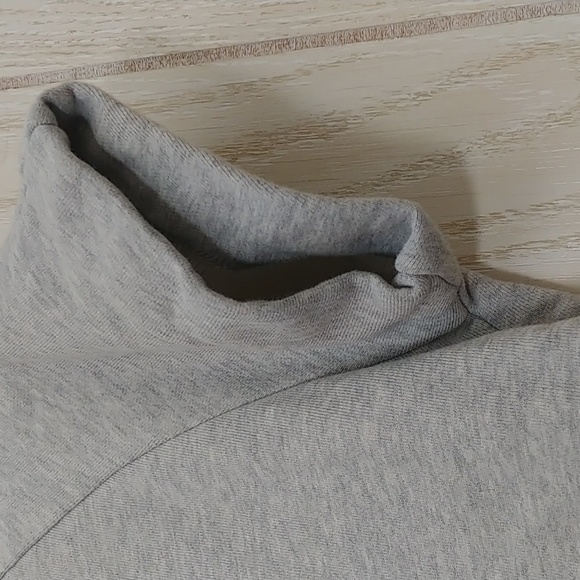 Kate Spade Sweatshirt - Picture 6 of 12